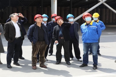 生態(tài)環(huán)境部科財司副司長付川一行考察由景興紙業(yè)承擔(dān)的國家科技重大專項(xiàng)示范工程