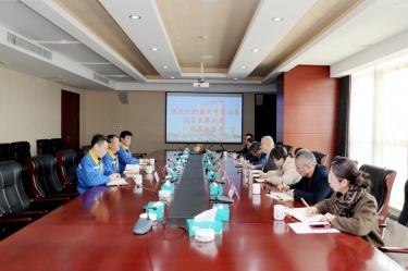 嘉興市司法局黨委委員、副局長蔡加龍一行蒞臨景興紙業(yè)調研指導