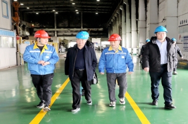 2024年 1月30日，浙江省經(jīng)信廳機關(guān)黨委二級巡視員孫自強蒞臨景興紙業(yè)開展歲末年初安全生產(chǎn)督導(dǎo)